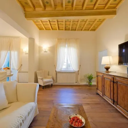 Duomo Exclusive * フィレンツェ